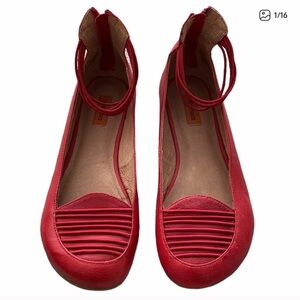 Miz Mooz Red Derby Ankle Zipper Round Toe Flats